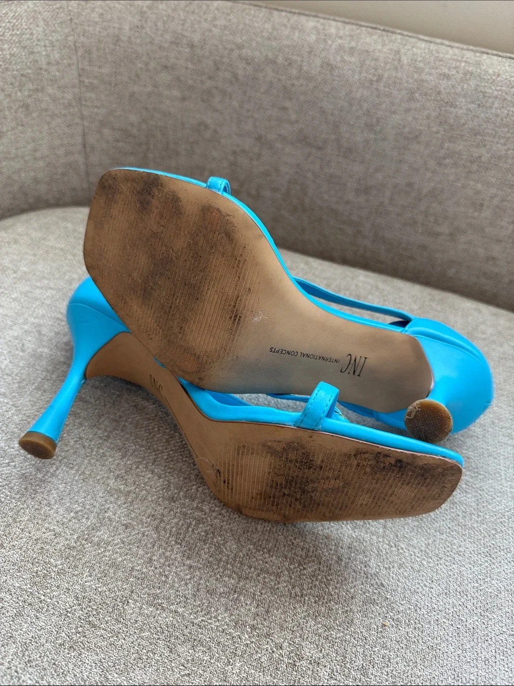 INC International Concepts Bright Turquoise Strappy Heels 7.5